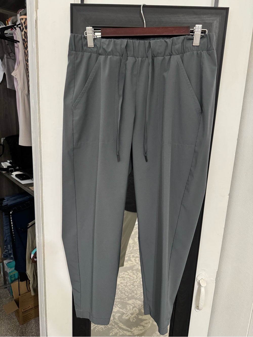 Under Armour Women's Cropped Drawstring Ankle Pants in Gray